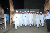 Nooraani Sawaari near the Rozah Mubaarakah of Muqaddas Maulaa (aq)